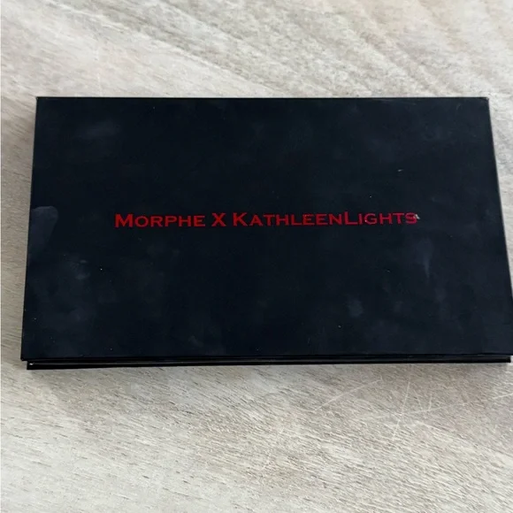 limited edition Morphe x KathleenLights eyeshadow palette - Picture 3 of 3